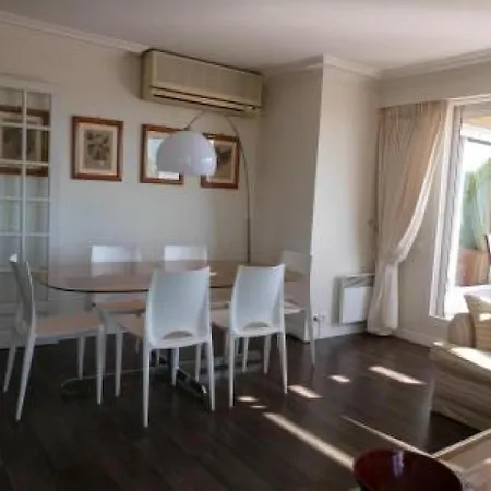 Sleeps 6 Air Con Wifi Appartement *